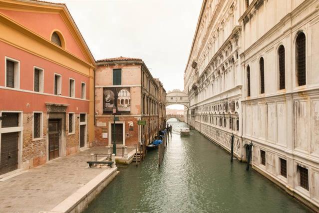 Studio In San Marco Square เวนิส ภายนอก รูปภาพ
